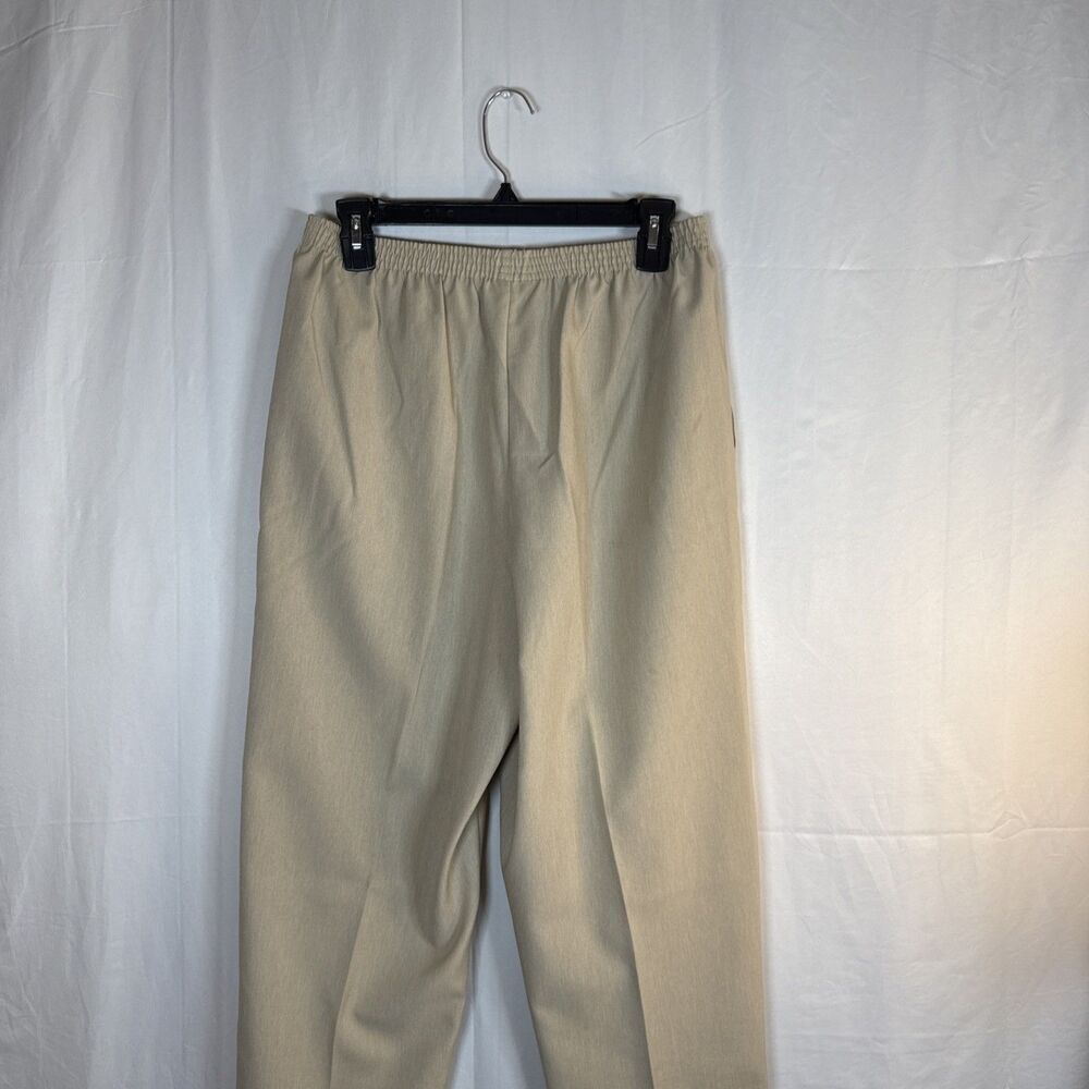 Women’s Alfred Dunner Khaki Pull On Elastic Waist Size 10 Preowned - Picture 10 of 15